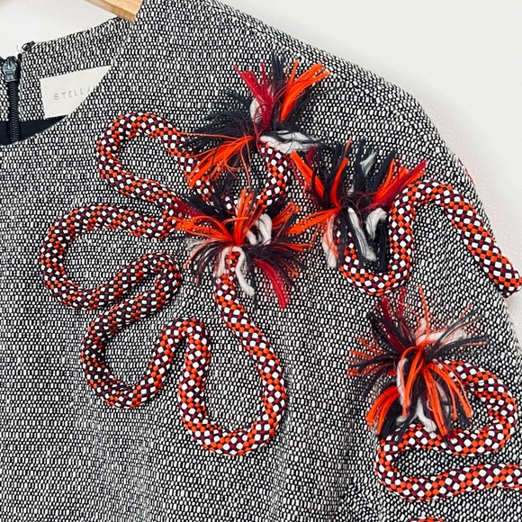 Stella McCartney “Runway” Wool Blend with rope detail Shift Dress in Tweed - Picture 7 of 11